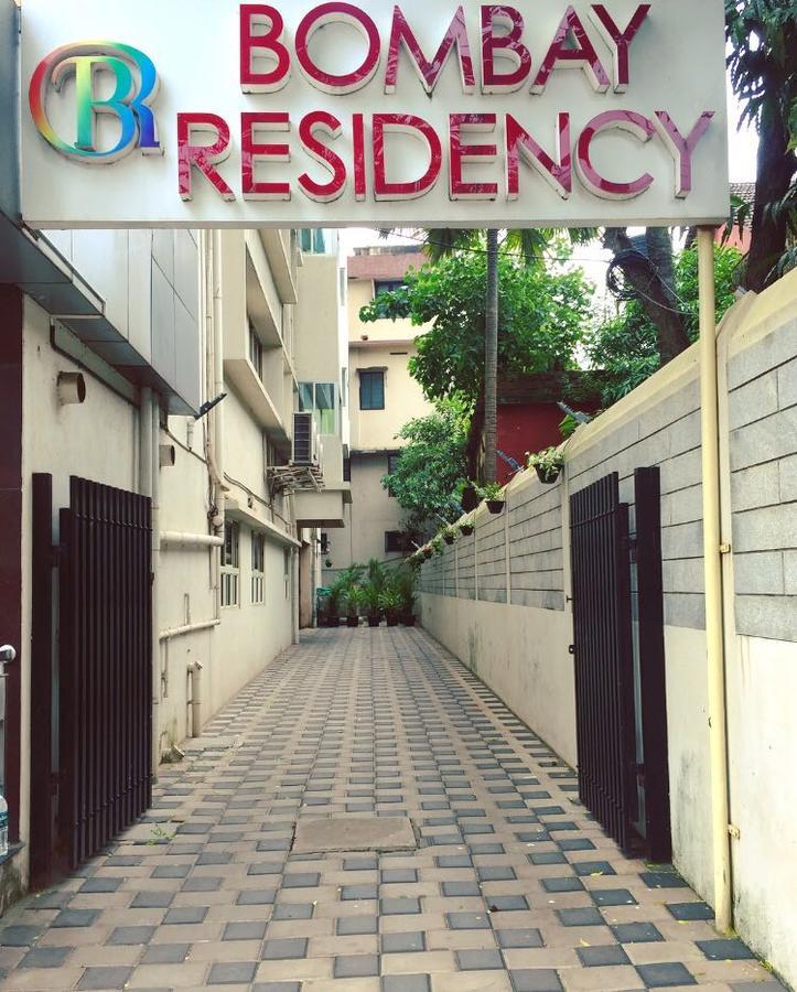 Hotel Bombay Residency--Bombay Lucky Restaurant Mangalore Esterno foto